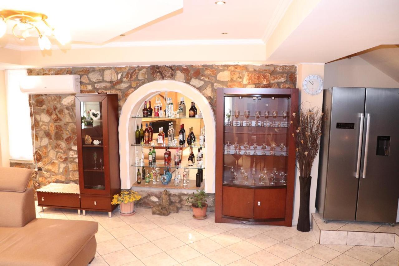 Villa Aivazidis House à Kallirákhi Extérieur photo
