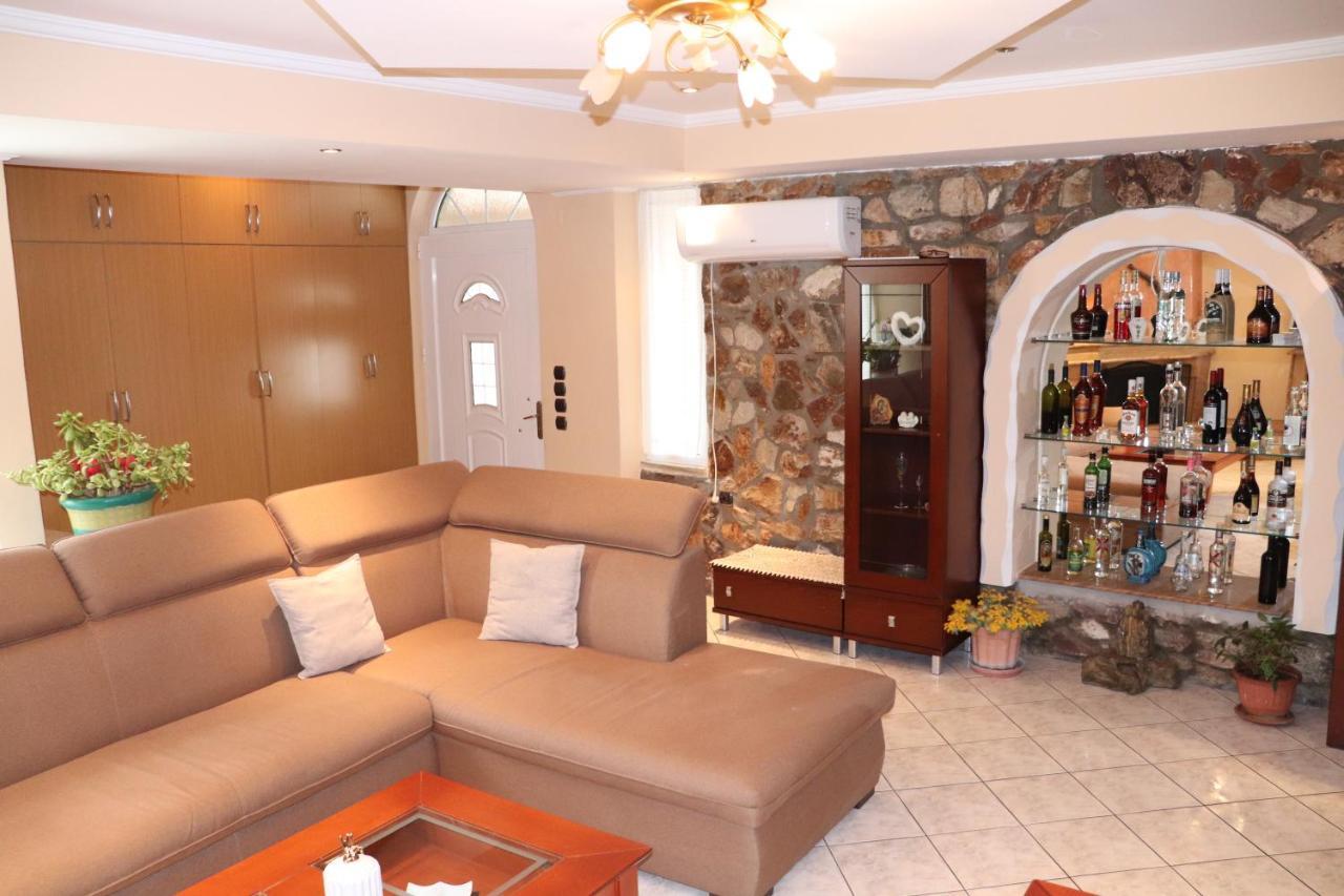 Villa Aivazidis House à Kallirákhi Extérieur photo